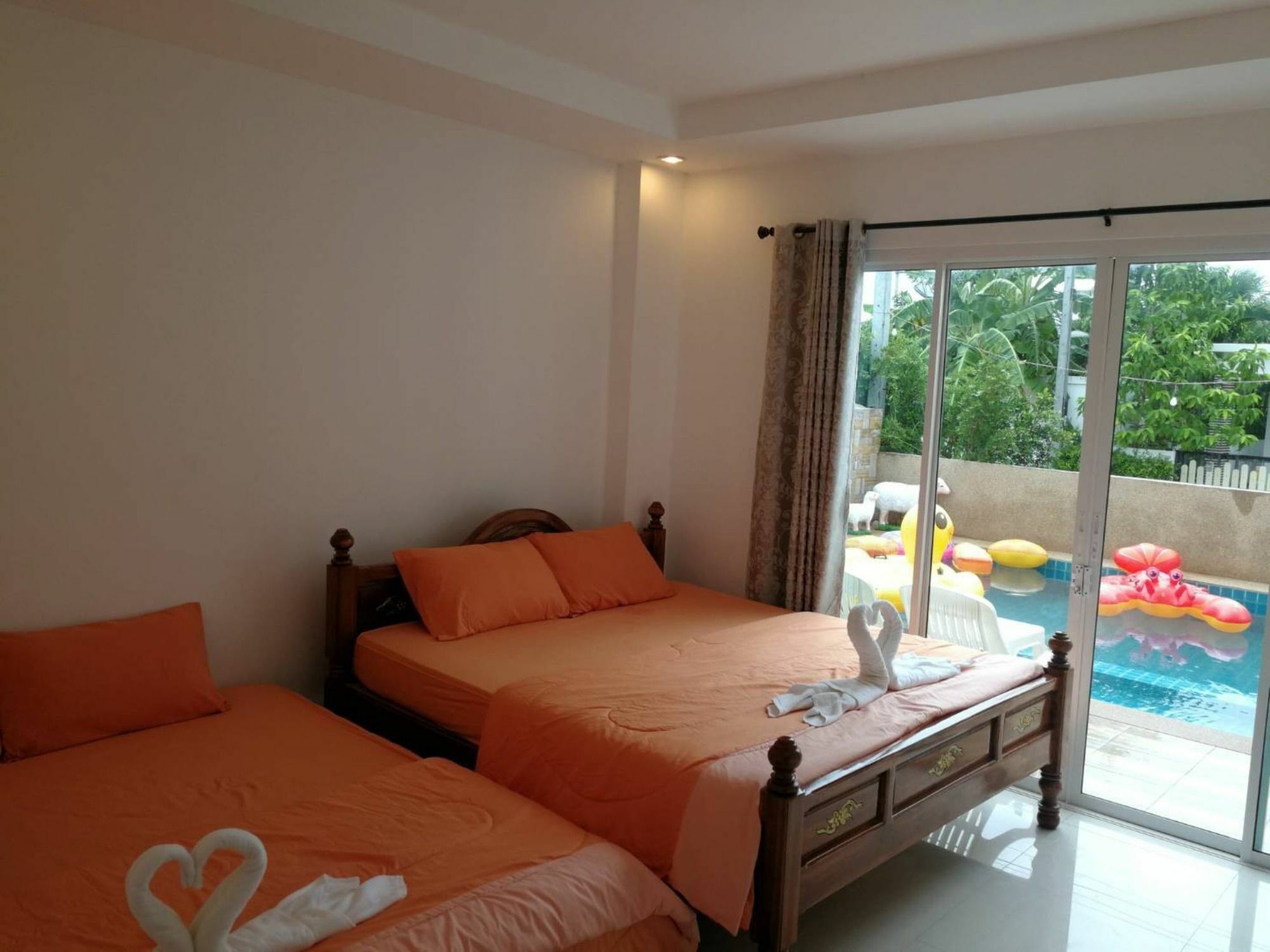 Sukanda Pool Villa Huahin Екстериор снимка